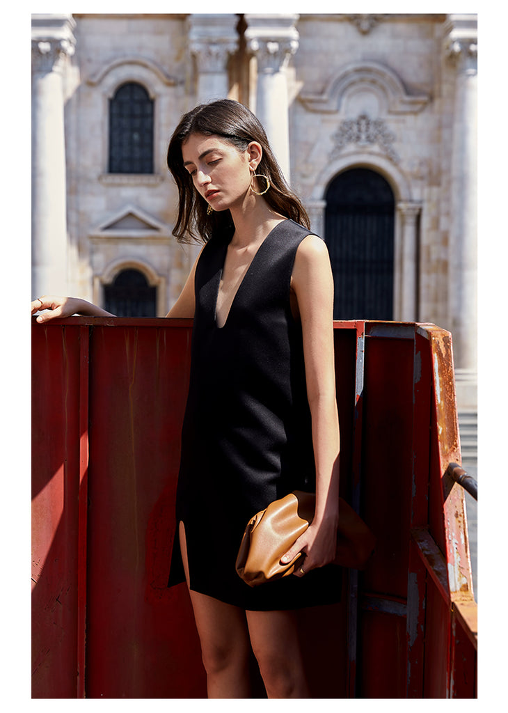 Dress Female 2023 new V-neck sleeveless paper street photo concave tank top skirt