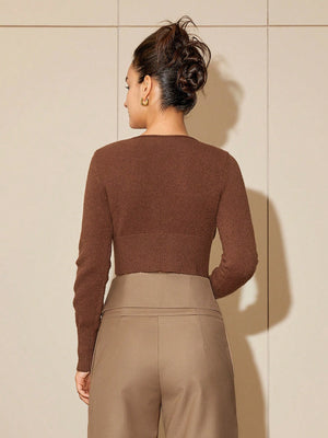 AEL Lady Simple slim knit sweater hollow-out button long-sleeved top